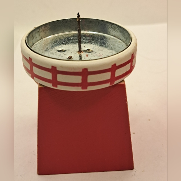 Two Vintage Santa candle holders with tapered candles - Picture 6 of 9